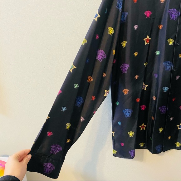 Versace 100% Silk Medusa Star Colorful Button Down Shirt Size 43 - Picture 5 of 11